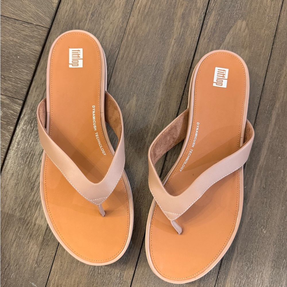 Brand new Fitflop Tan Sandals for sale!